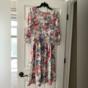 Vintage Timely Trends floral dress